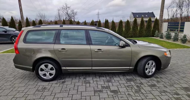 VOLVO V70 2.0 Summum