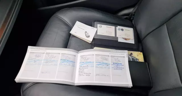 VOLVO V70 2.0 Summum