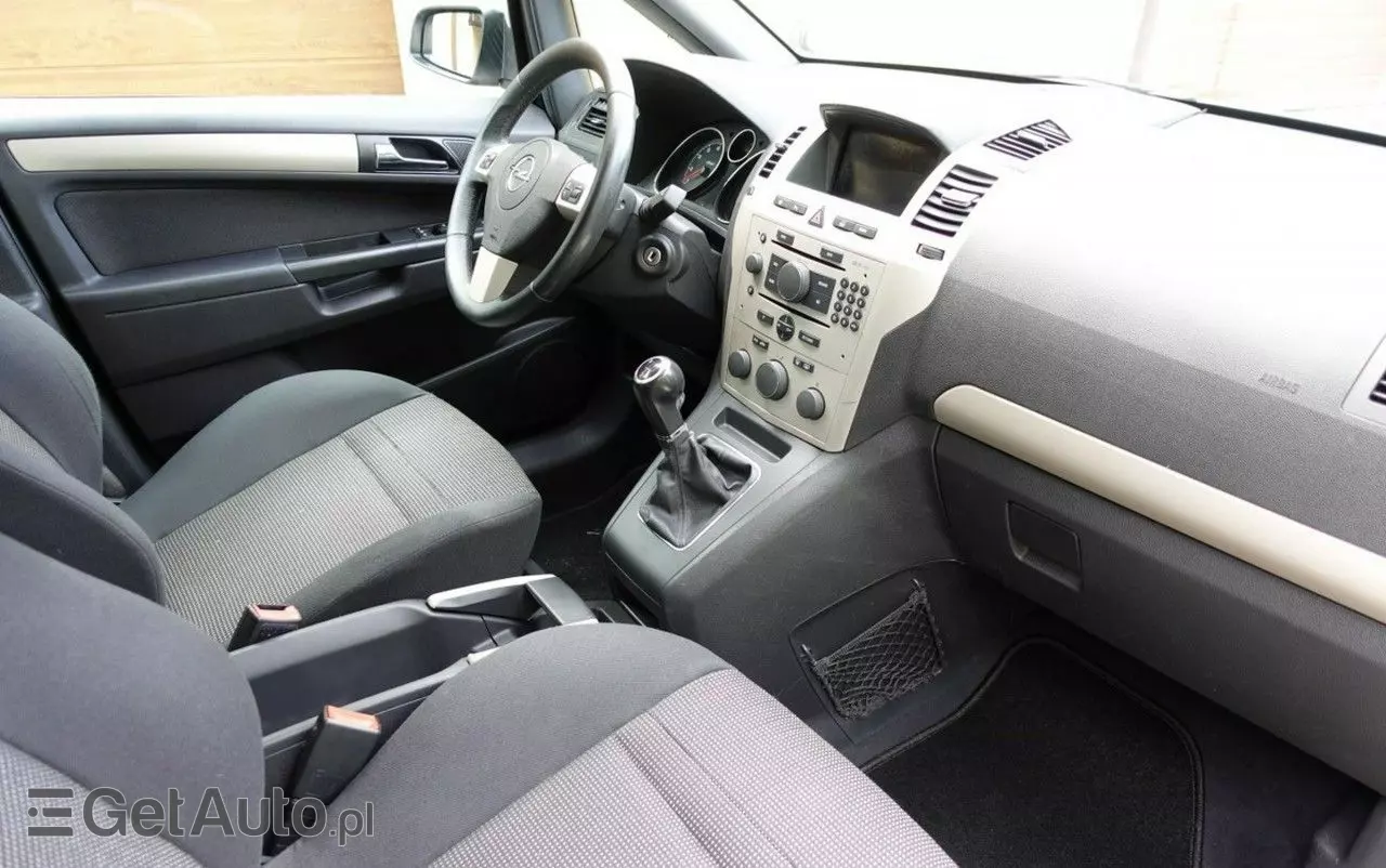 OPEL Zafira 