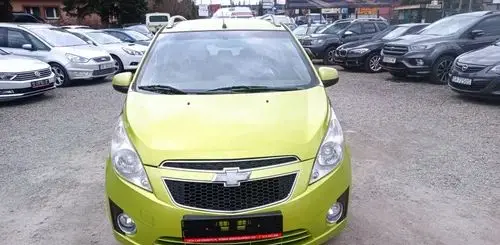 CHEVROLET Spark 