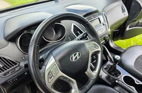 HYUNDAI Ix35 
