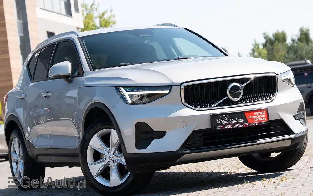 VOLVO XC 40 B3 Plus Bright