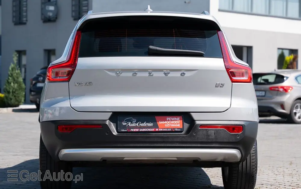 VOLVO XC 40 B3 Plus Bright