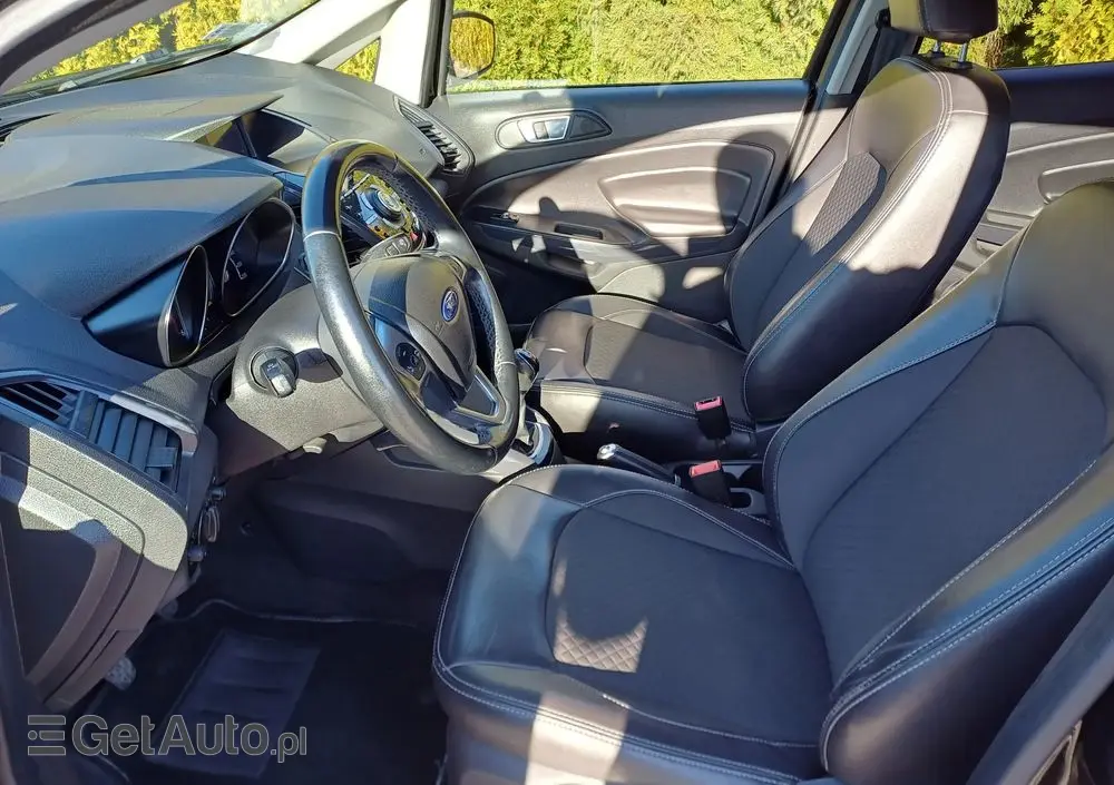 FORD EcoSport 1.5 EcoBlue TITANIUM