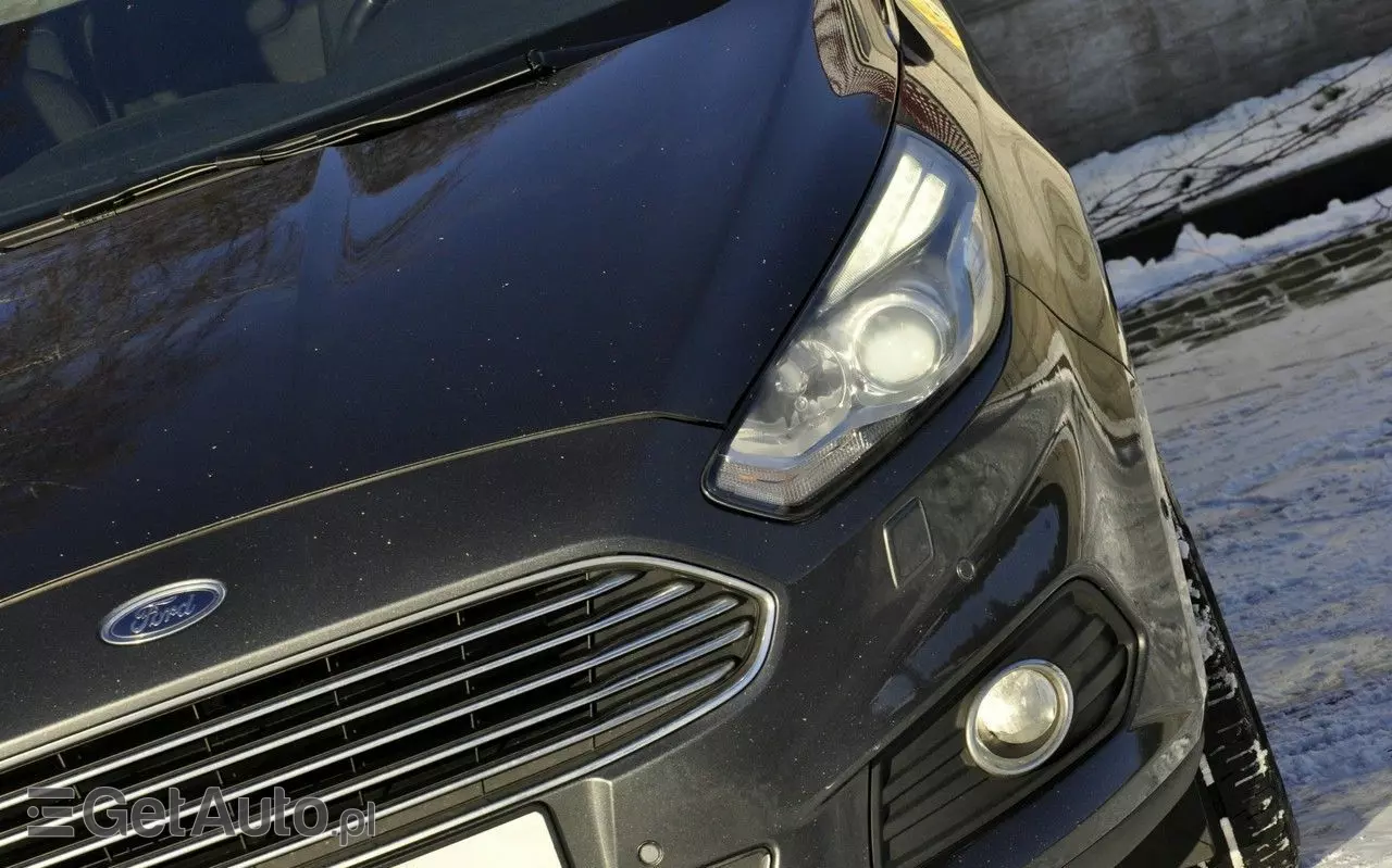 FORD S-Max 2.0 EcoBlue Titanium