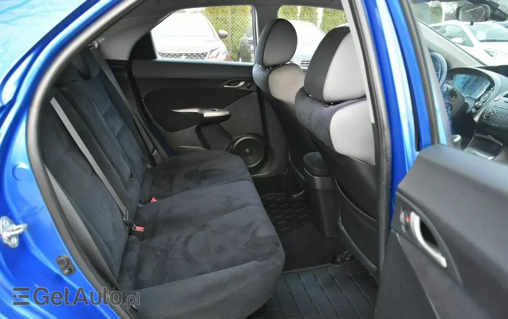 HONDA Civic 1.8i-VTEC Sport