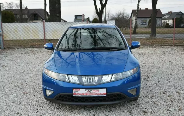 HONDA Civic 1.8i-VTEC Sport