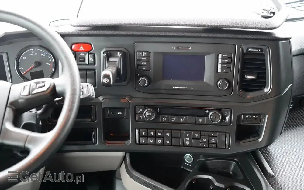 SCANIA S 560 / MEGA / RETARDER / KLIMA POSTOJOWA / LOWDECK / 2022 ROK / 