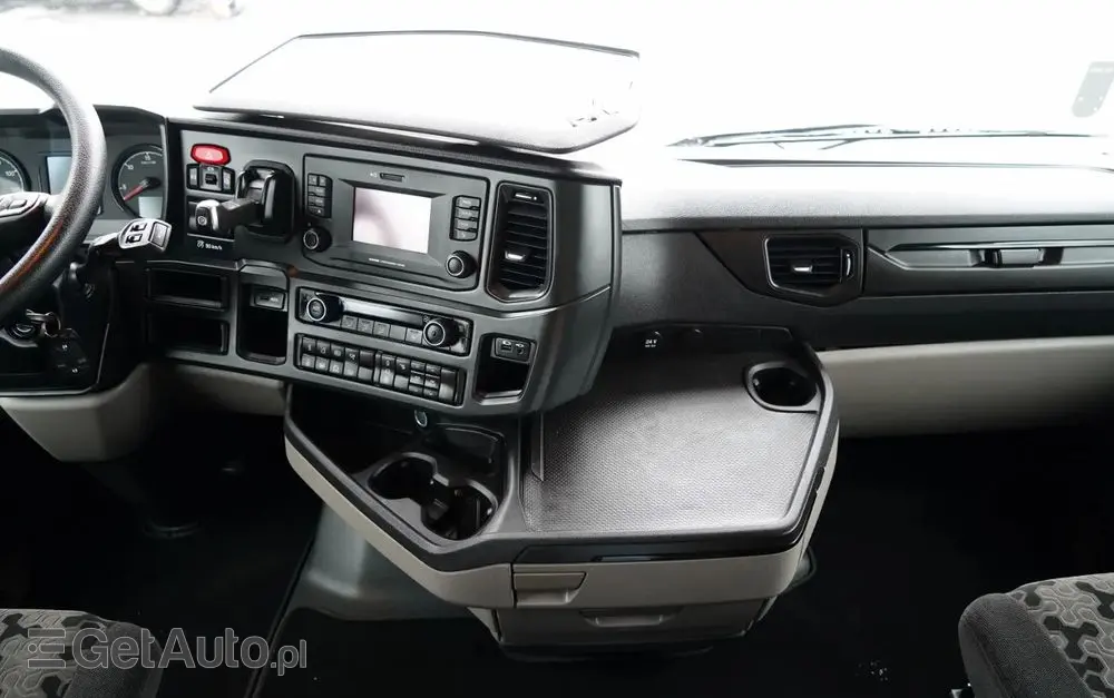 SCANIA S 560 / MEGA / RETARDER / KLIMA POSTOJOWA / LOWDECK / 2022 ROK / 