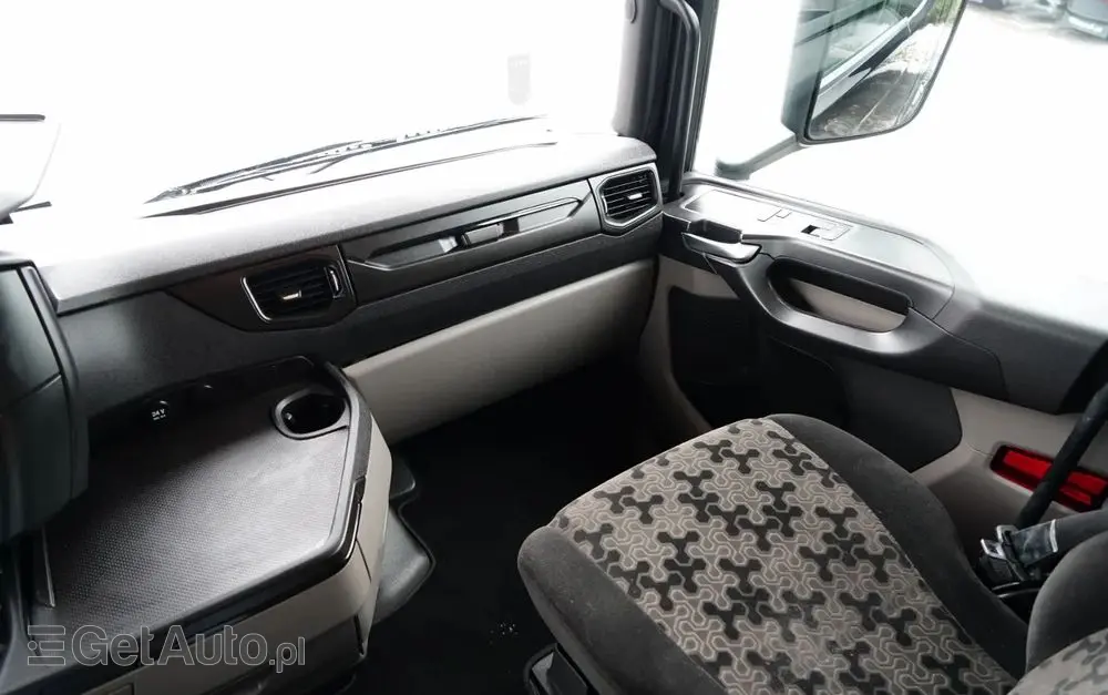 SCANIA S 560 / MEGA / RETARDER / KLIMA POSTOJOWA / LOWDECK / 2022 ROK / 