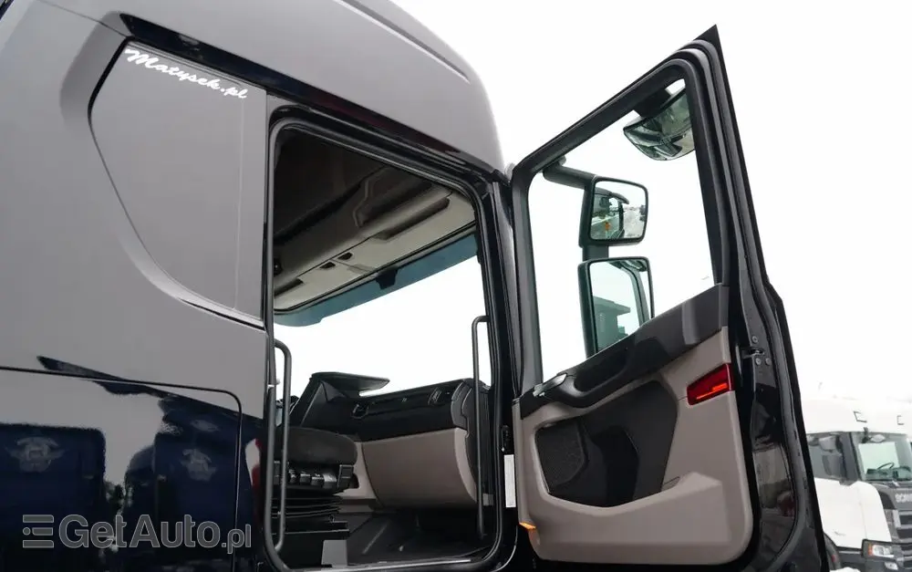 SCANIA S 560 / MEGA / RETARDER / KLIMA POSTOJOWA / LOWDECK / 2022 ROK / 