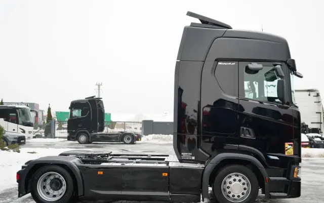 SCANIA S 560 / MEGA / RETARDER / KLIMA POSTOJOWA / LOWDECK / 2022 ROK / 