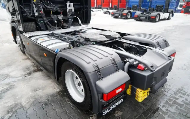 SCANIA S 560 / MEGA / RETARDER / KLIMA POSTOJOWA / LOWDECK / 2022 ROK / 