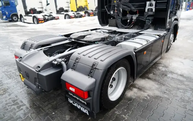 SCANIA S 560 / MEGA / RETARDER / KLIMA POSTOJOWA / LOWDECK / 2022 ROK / 