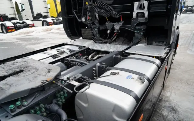 SCANIA S 560 / MEGA / RETARDER / KLIMA POSTOJOWA / LOWDECK / 2022 ROK / 