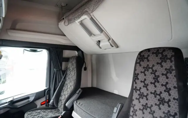 SCANIA S 560 / MEGA / RETARDER / KLIMA POSTOJOWA / LOWDECK / 2022 ROK / 