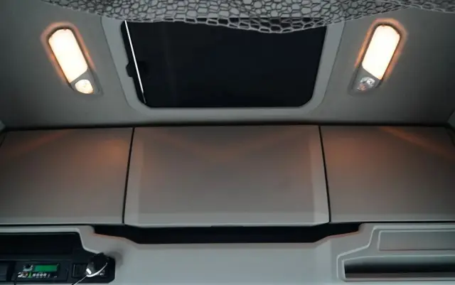 SCANIA S 560 / MEGA / RETARDER / KLIMA POSTOJOWA / LOWDECK / 2022 ROK / 