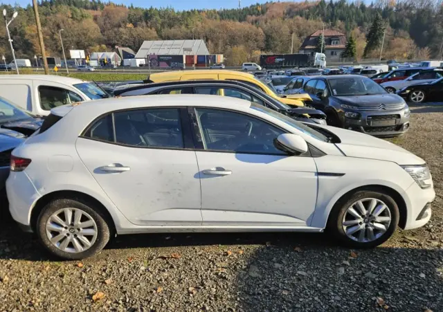 RENAULT Megane 1.5 Blue dCi Techno