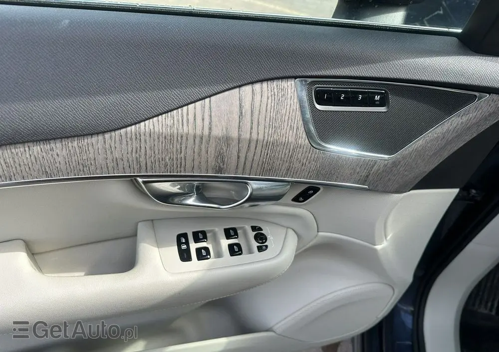 VOLVO XC 90 
