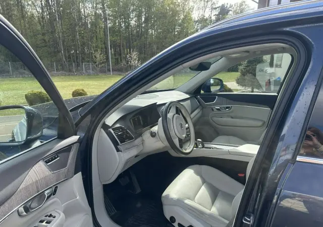 VOLVO XC 90 
