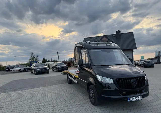 MERCEDES-BENZ SPRINTER 