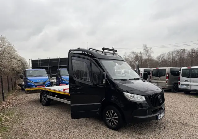 MERCEDES-BENZ SPRINTER 