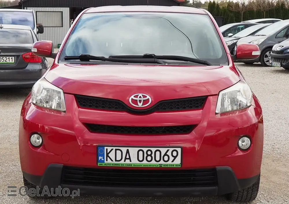 TOYOTA Urban Cruiser 