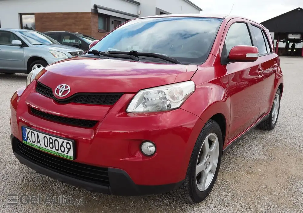 TOYOTA Urban Cruiser 