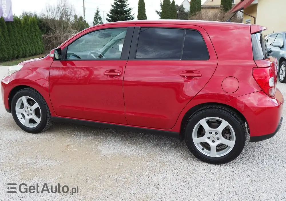 TOYOTA Urban Cruiser 