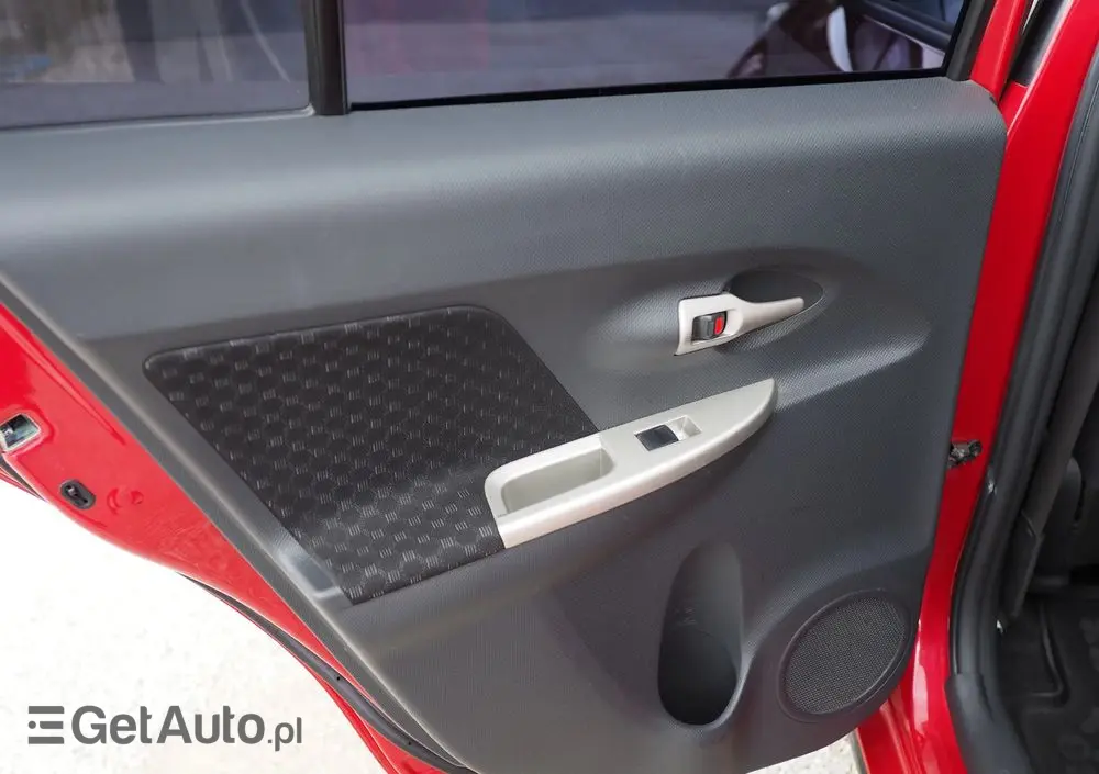 TOYOTA Urban Cruiser 