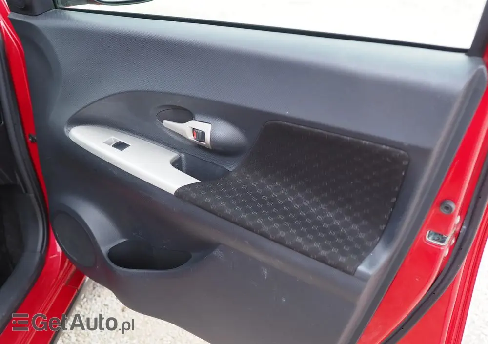 TOYOTA Urban Cruiser 