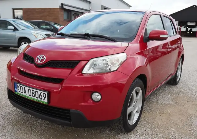 TOYOTA Urban Cruiser 