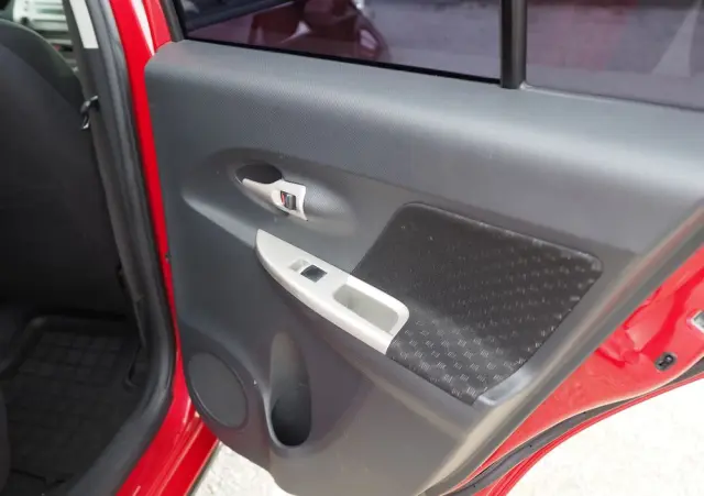 TOYOTA Urban Cruiser 