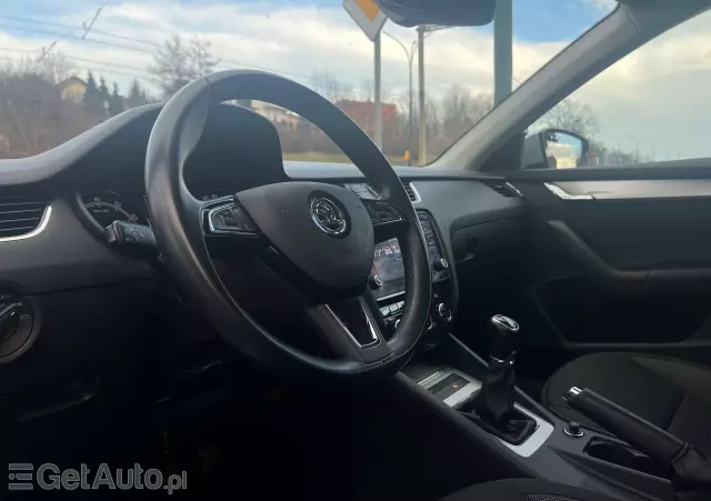 SKODA Octavia 1.0 TSI Ambition