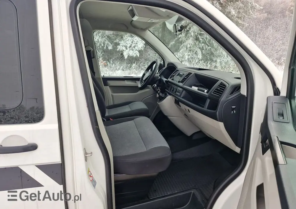 VOLKSWAGEN Transporter L2H1 Plus Trendline
