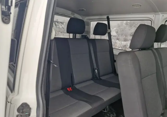 VOLKSWAGEN Transporter L2H1 Plus Trendline