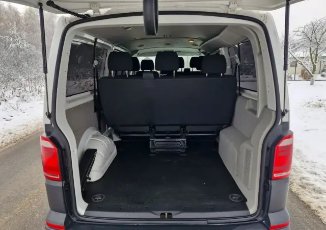 VOLKSWAGEN Transporter L2H1 Plus Trendline