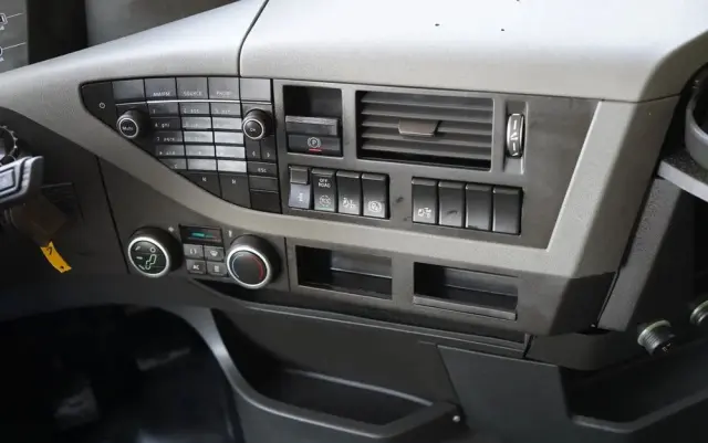 VOLVO FH 460 / I-SHIFT / EURO 6 