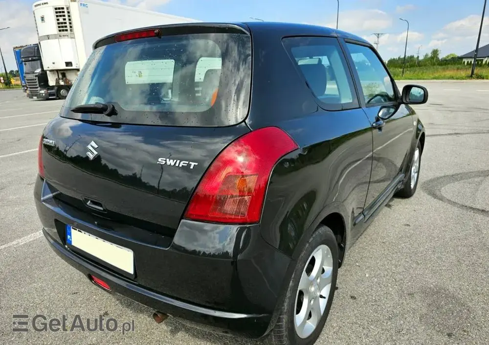SUZUKI Swift 1.3 Comfort