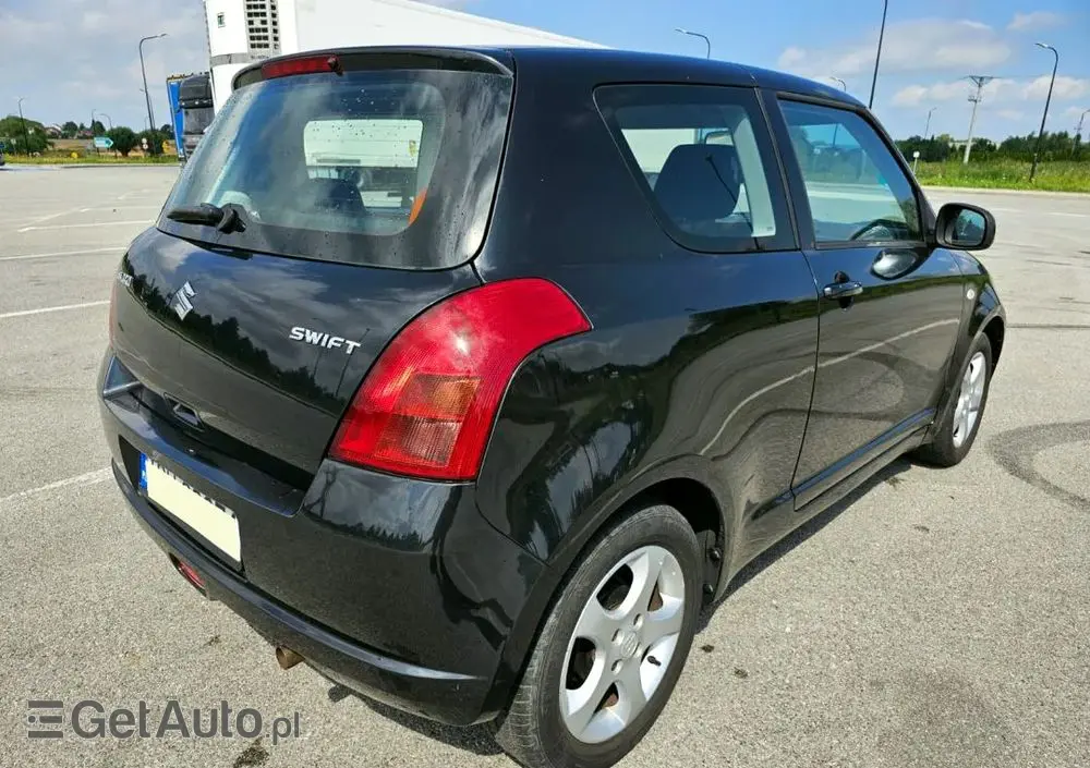 SUZUKI Swift 1.3 Comfort