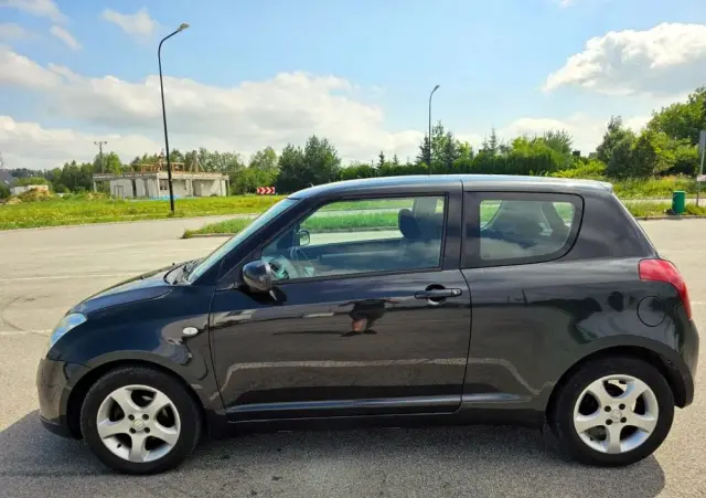 SUZUKI Swift 1.3 Comfort