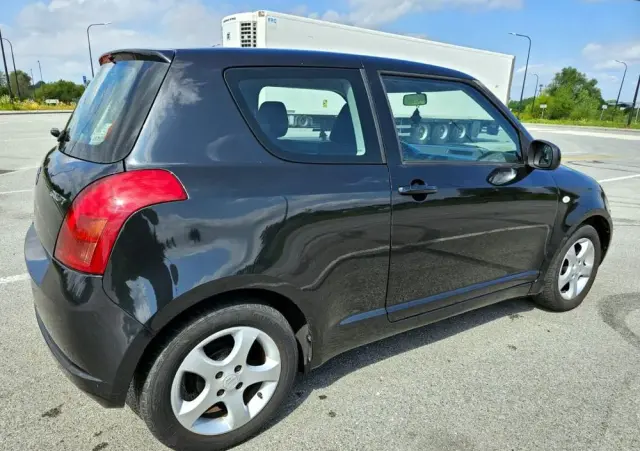 SUZUKI Swift 1.3 Comfort