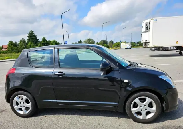 SUZUKI Swift 1.3 Comfort