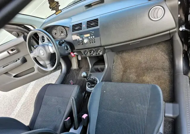 SUZUKI Swift 1.3 Comfort