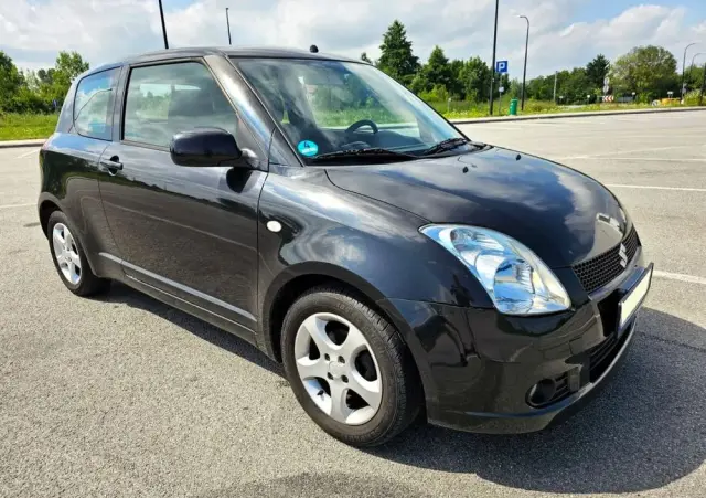 SUZUKI Swift 1.3 Comfort