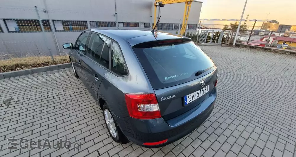 SKODA RAPID Spb 1.2 TSI Elegance Max