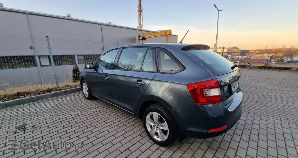 SKODA RAPID Spb 1.2 TSI Elegance Max