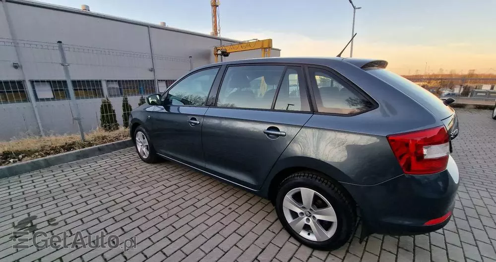 SKODA RAPID Spb 1.2 TSI Elegance Max
