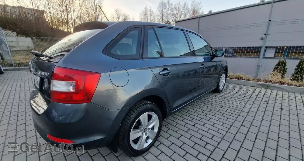 SKODA RAPID Spb 1.2 TSI Elegance Max