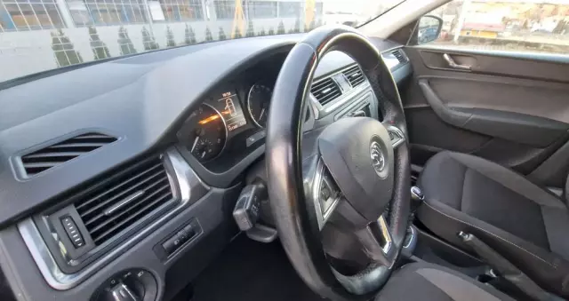 SKODA RAPID Spb 1.2 TSI Elegance Max